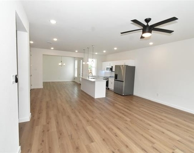 9532 Thorncrown Lane - Photo Thumbnail 5