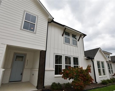 9532 Thorncrown Lane - Photo Thumbnail 2