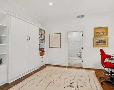 2828 Hood Street - Photo Thumbnail 16