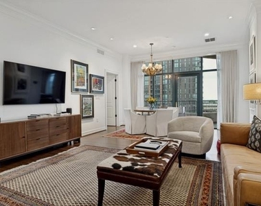 2828 Hood Street - Photo Thumbnail 1