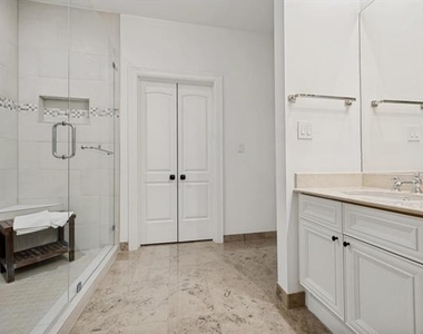 2828 Hood Street - Photo Thumbnail 19