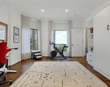 2828 Hood Street - Photo Thumbnail 15