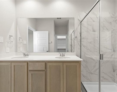 1641 Meadow Crest Drive - Photo Thumbnail 19