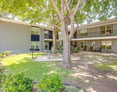 4538 Byers Avenue - Photo Thumbnail 7