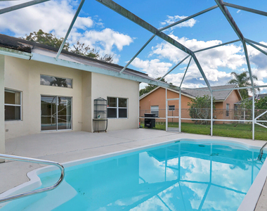10567 Paso Fino Drive - Photo Thumbnail 2