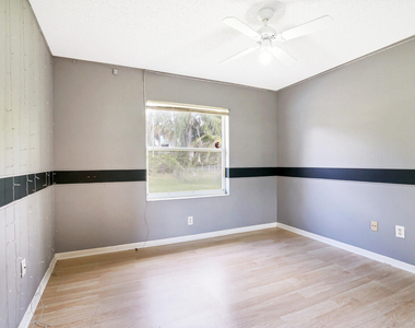 10567 Paso Fino Drive - Photo Thumbnail 23