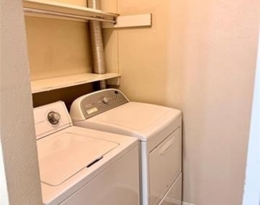 4933 Skillman Street - Photo Thumbnail 11