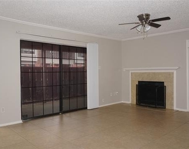 2728 Copper Creek Drive - Photo Thumbnail 2