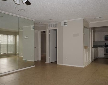 2728 Copper Creek Drive - Photo Thumbnail 3