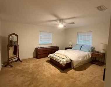7135 Cosgrove Drive - Photo Thumbnail 21