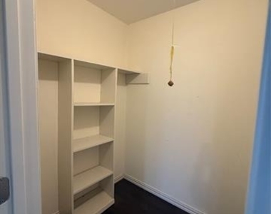 7135 Cosgrove Drive - Photo Thumbnail 14