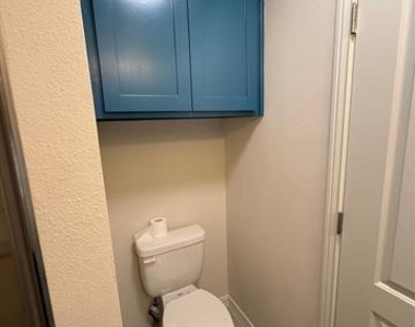 7135 Cosgrove Drive - Photo Thumbnail 23