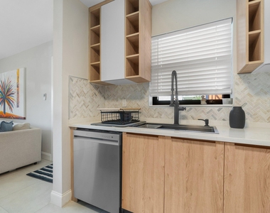 516 Osprey Drive - Photo Thumbnail 27