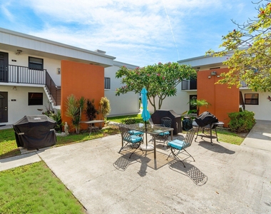 516 Osprey Drive - Photo Thumbnail 8
