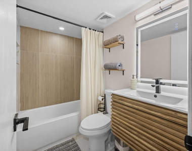 11197 Nw 37th Street - Photo Thumbnail 15