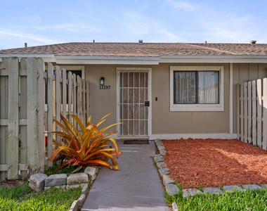 11197 Nw 37th Street - Photo Thumbnail 4