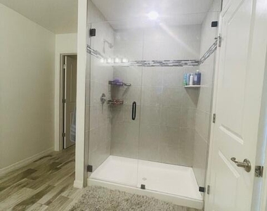 9381 Sw Serapis Way - Photo Thumbnail 16