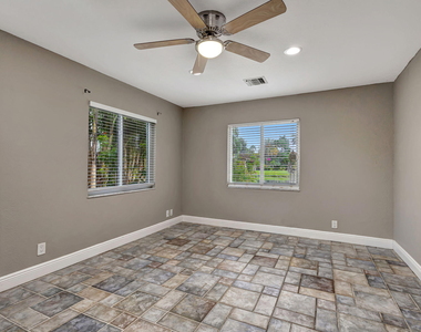 1402 Cormorant Road - Photo Thumbnail 17