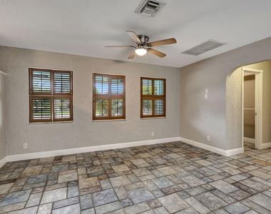 1402 Cormorant Road - Photo Thumbnail 7