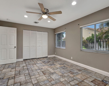 1402 Cormorant Road - Photo Thumbnail 18