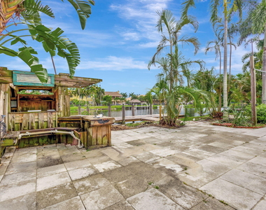 1402 Cormorant Road - Photo Thumbnail 34