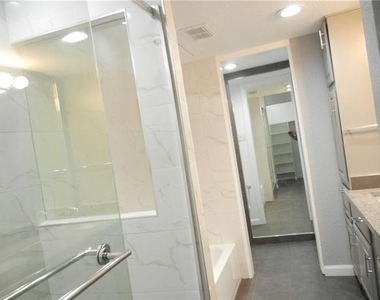 18240 Midway Road - Photo Thumbnail 19