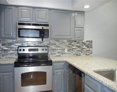 18240 Midway Road - Photo Thumbnail 3