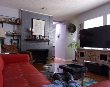 18240 Midway Road - Photo Thumbnail 9