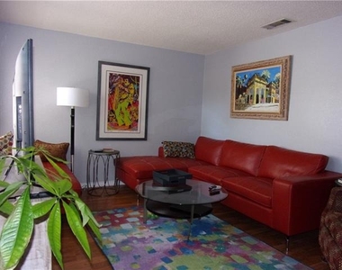 18240 Midway Road - Photo Thumbnail 7
