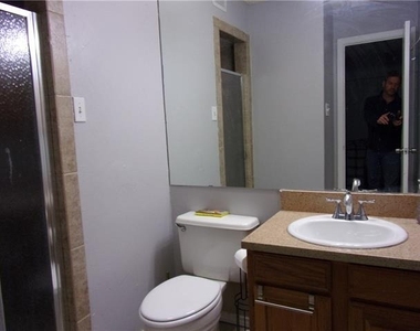 18240 Midway Road - Photo Thumbnail 20