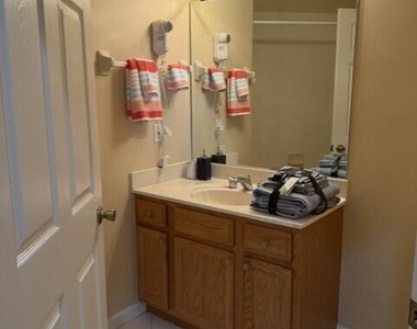 8290 Mulligan Circle - Photo Thumbnail 13
