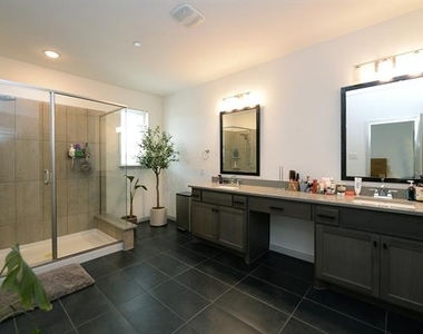8516 Dynasty Lane - Photo Thumbnail 10