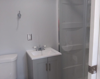 1133 Ne 15th Avenue - Photo Thumbnail 3
