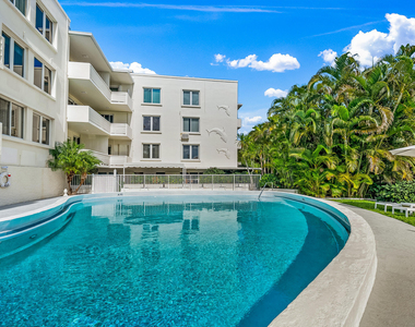 455 Worth Avenue - Photo Thumbnail 17