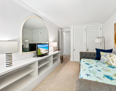 455 Worth Avenue - Photo Thumbnail 13
