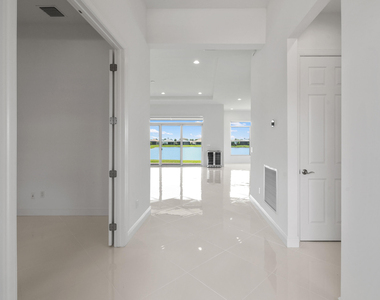 9019 Sw Terzi Way - Photo Thumbnail 4