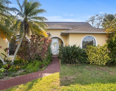 2542 Sw Kensington Street - Photo Thumbnail 4