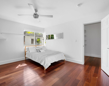 741 6th Street - Photo Thumbnail 4