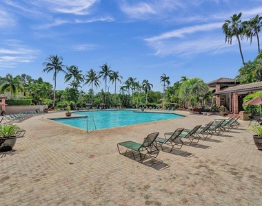 3420 Washington Lane - Photo Thumbnail 23