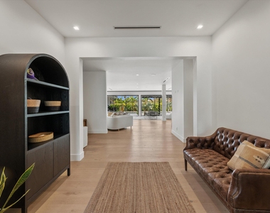 11685 Maidstone Drive - Photo Thumbnail 5