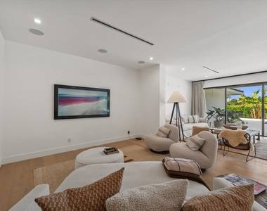 11685 Maidstone Drive - Photo Thumbnail 10