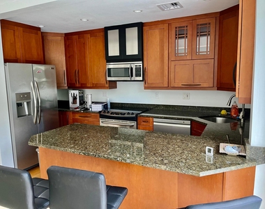115 Dolphin Road - Photo Thumbnail 9
