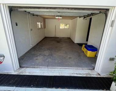 115 Dolphin Road - Photo Thumbnail 35