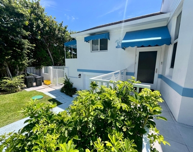 115 Dolphin Road - Photo Thumbnail 32