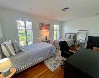 115 Dolphin Road - Photo Thumbnail 24