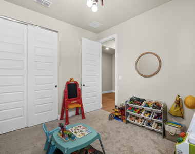 8588 Dahlia Circle - Photo Thumbnail 24