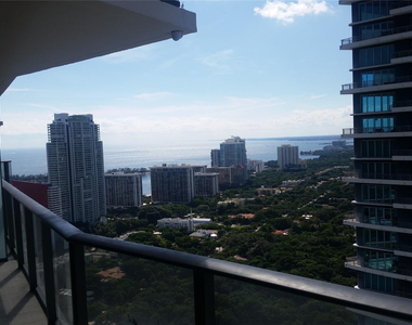 1300 S Miami Avenue - Photo Thumbnail 11
