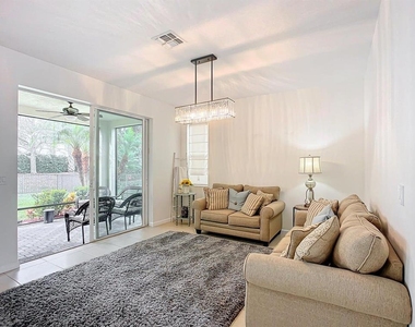 11931 Sw Crestwood Circle - Photo Thumbnail 14