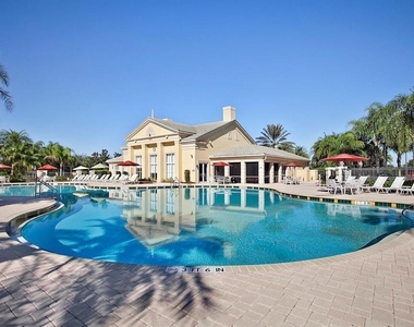 11931 Sw Crestwood Circle - Photo Thumbnail 41