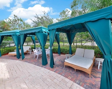 11931 Sw Crestwood Circle - Photo Thumbnail 43